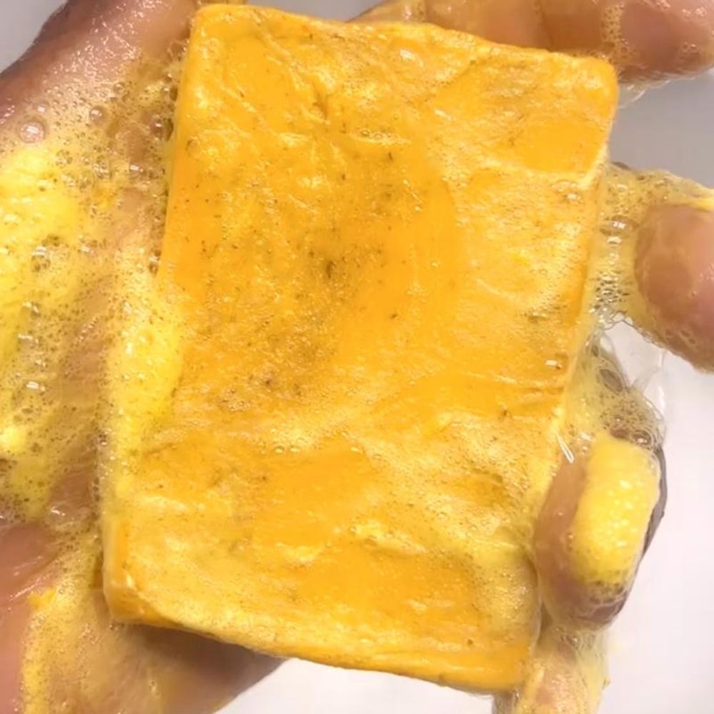 🔥Last Day 49% OFF🏆Turmeric & Kojic Acid Brightening Soap