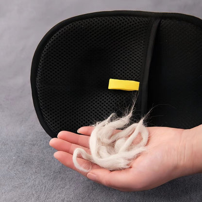 🔥2026 Hot Sale 40% OFF⚡ 50K+ SOLD! 🎁Reusable Electrostatic Pet Hair Removal Glove - Works on Clothes, Couch, Car & All Fabric Surfaces